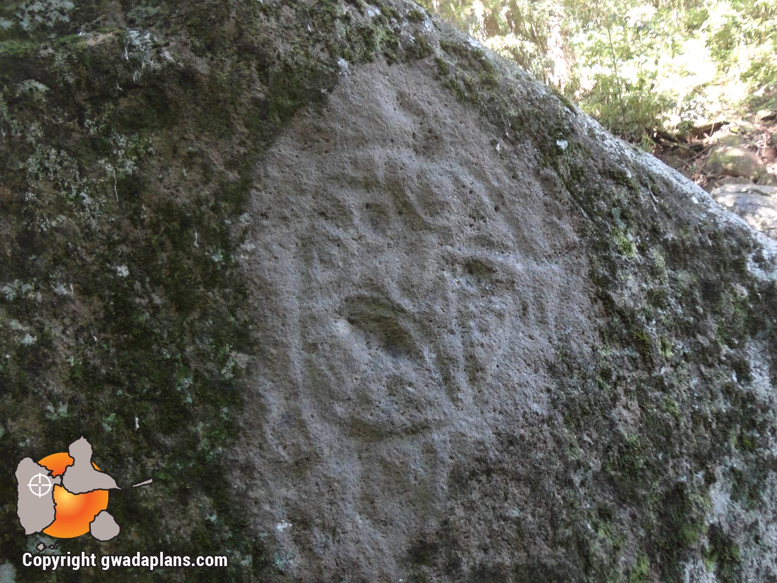 Roche Gravée - Baillif