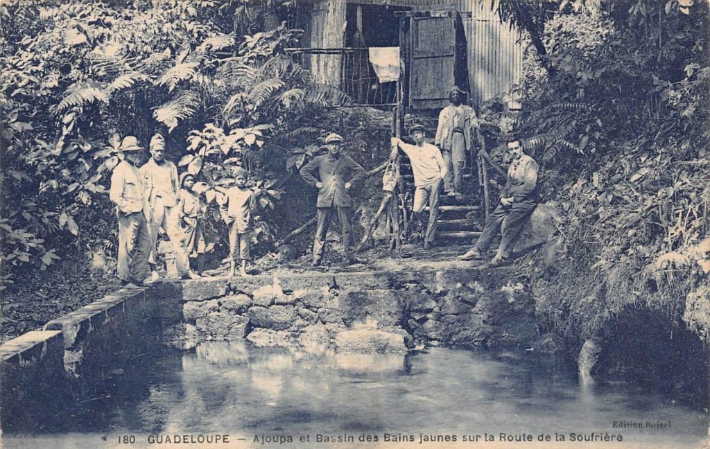 Les Bains Jaunes - La Soufrière