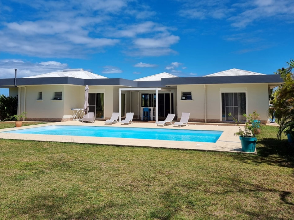 Villa Lononaya 5* - Piscine et vue mer