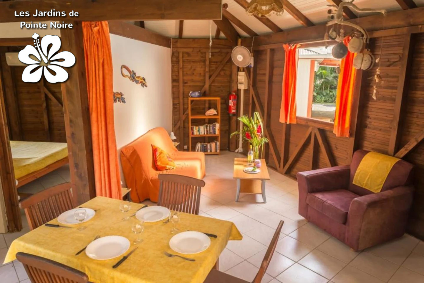 Jardins de Pointe-Noire : salon intérieur