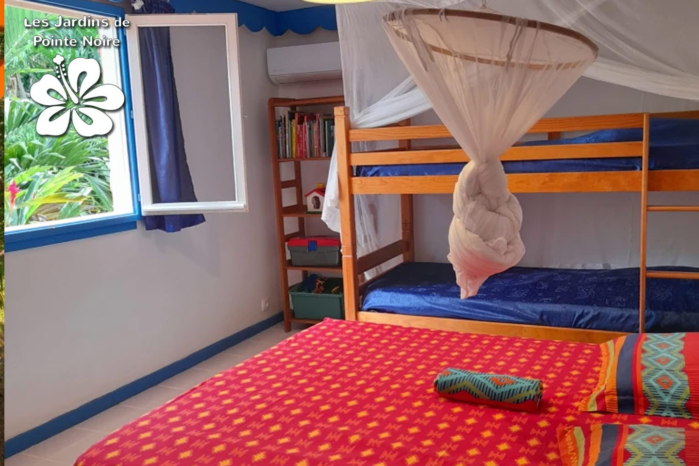 Jardins de Pointe-Noire : chambre double et lits superposés