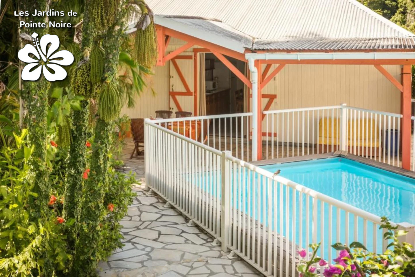 Jardins de Pointe-Noire : Piscine sécurisée