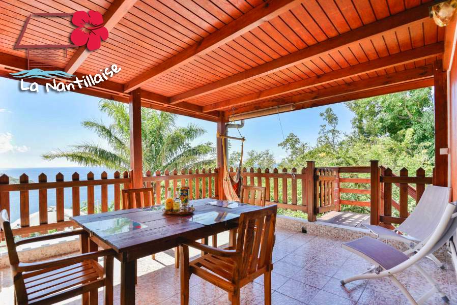 Gîte La Nantillaise - Terrasse vue mer et couché de soleil